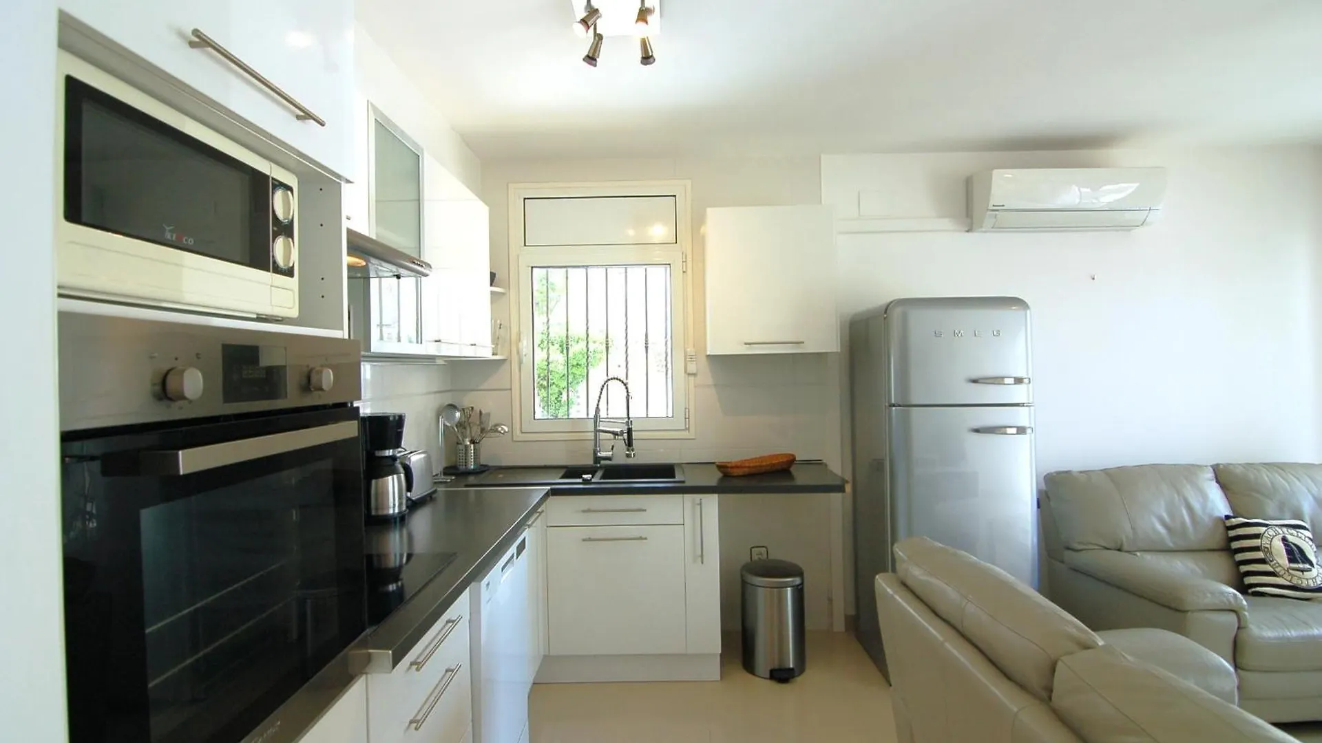 Rnet - Caballito De Mar Empuriabrava Apartment